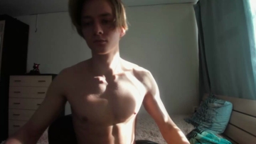 Milkiwy  31-10-2021 video striptease